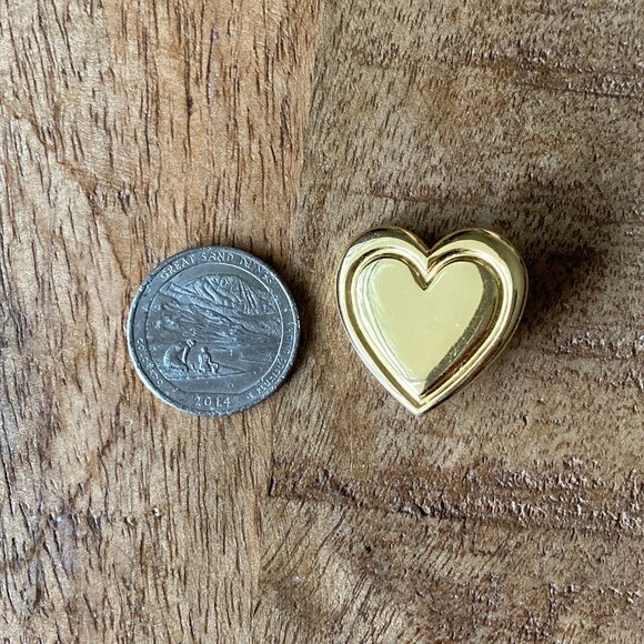 1992 Single Heart Indent Pin by The Variety Club - Picture 3 of 3